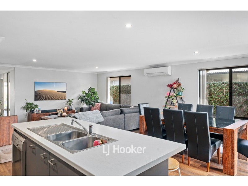 85 Grandite Fairway, Australind WA 6233