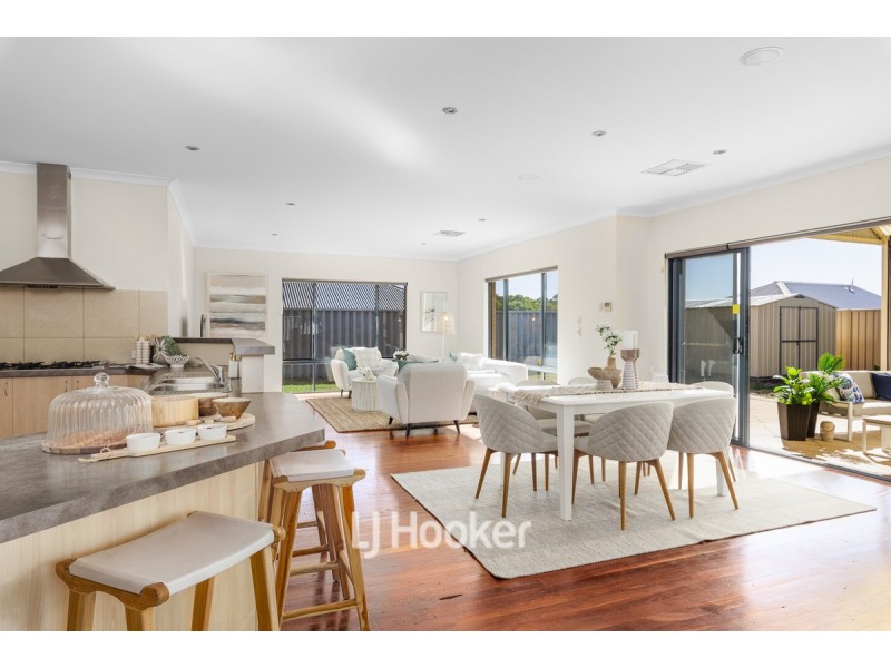 9 Silas Way, Dalyellup WA 6230