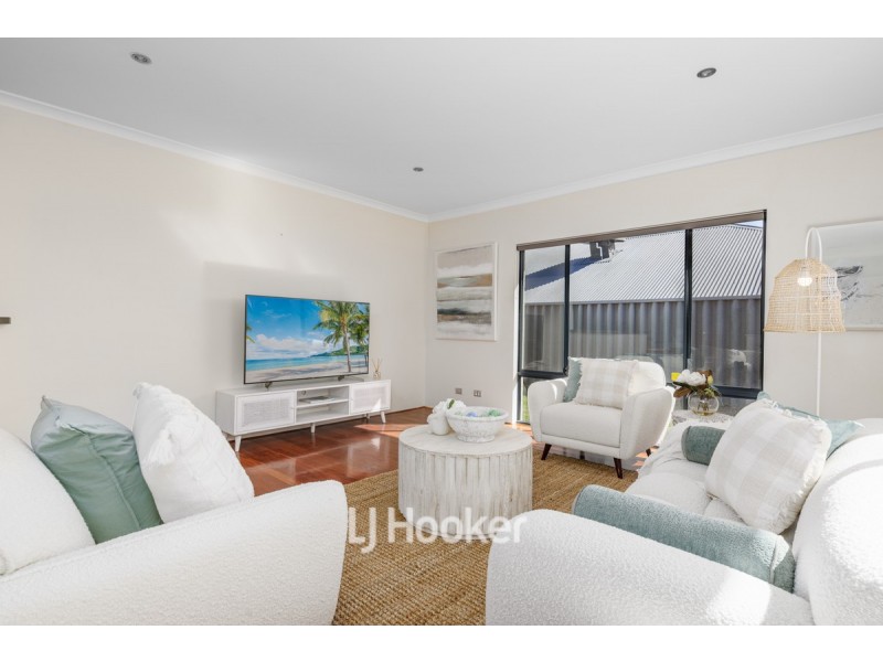 9 Silas Way, Dalyellup WA 6230