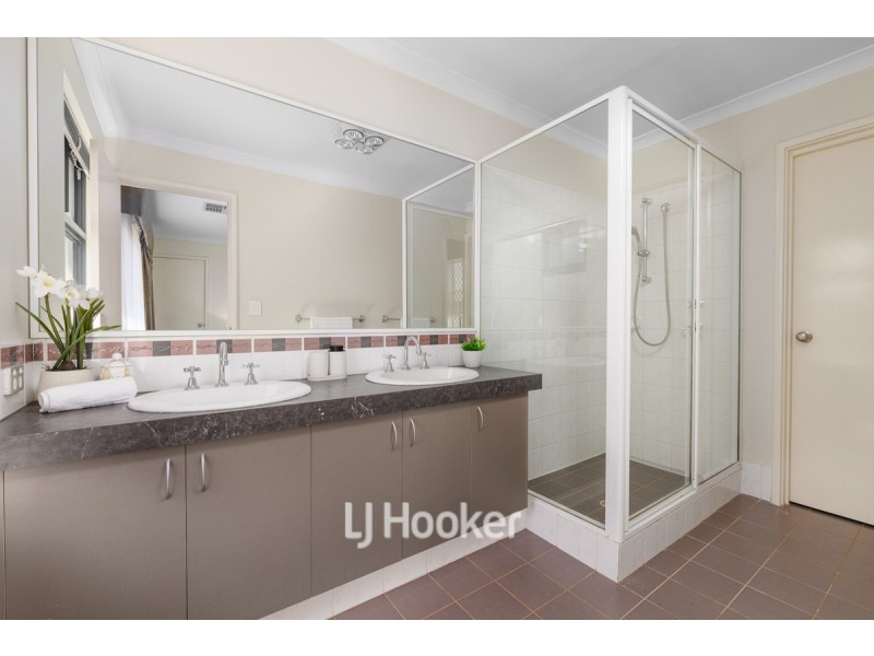 9 Silas Way, Dalyellup WA 6230