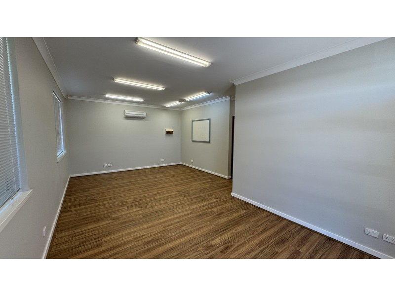 Part/8 Fairbairn Road, Busselton WA 6280