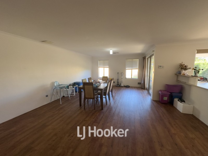 7 Kooyar Bend, Dalyellup WA 6230