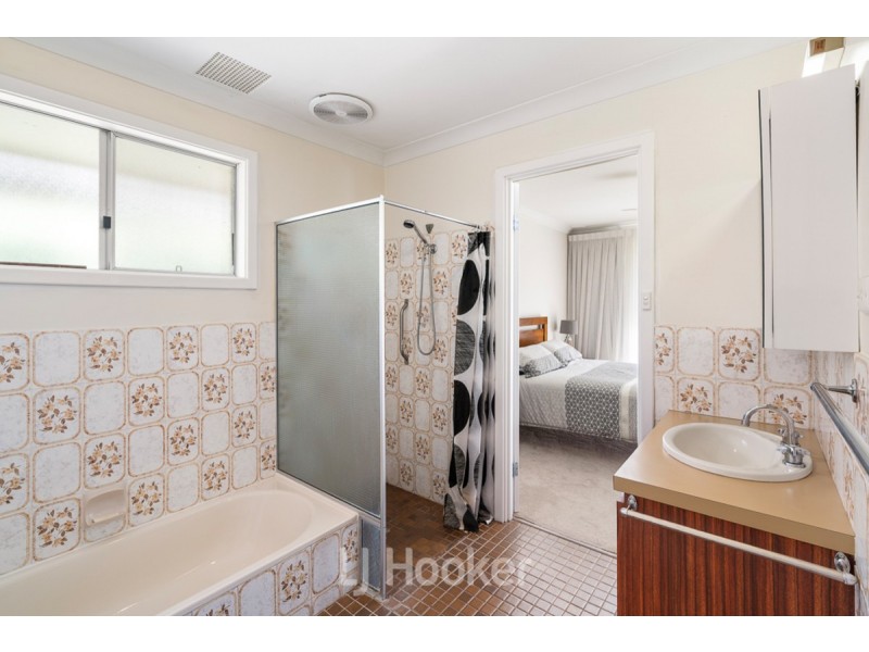 4 Diedre Street, Broadwater WA 6280