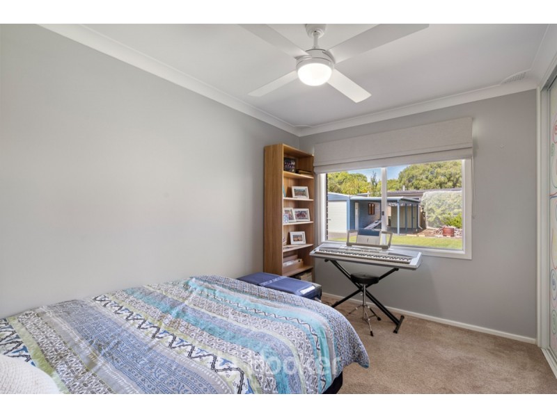 4 Diedre Street, Broadwater WA 6280