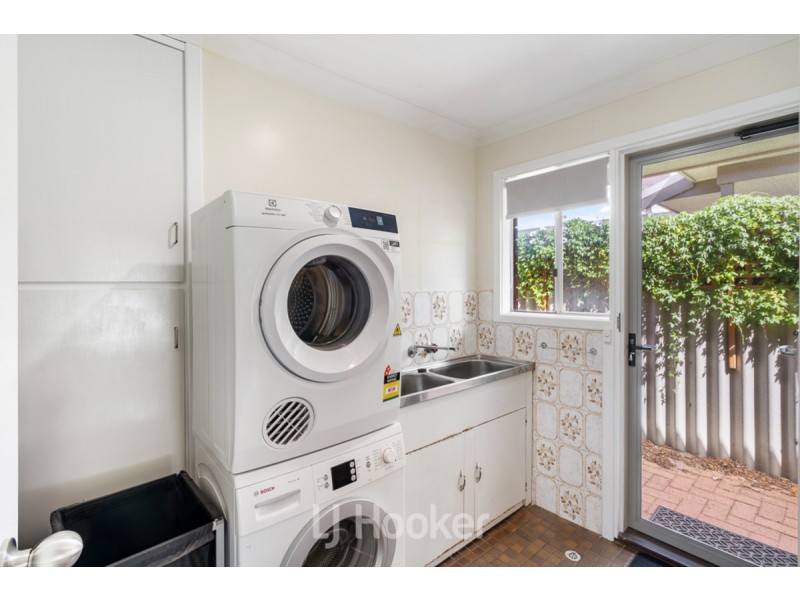 4 Diedre Street, Broadwater WA 6280