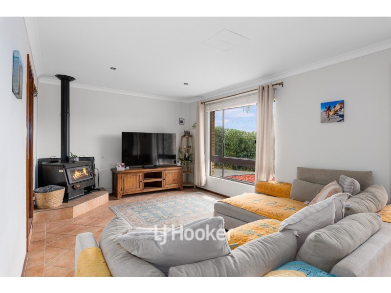 21 Diadem Street, Eaton WA 6232