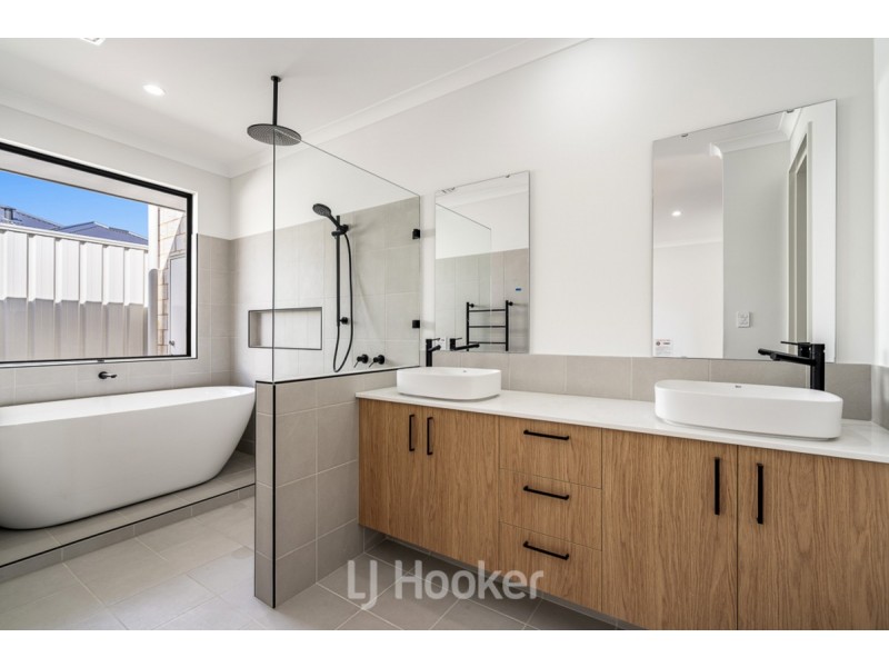 6 Genoa Road, Geographe WA 6280