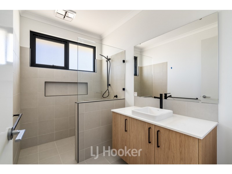 6 Genoa Road, Geographe WA 6280