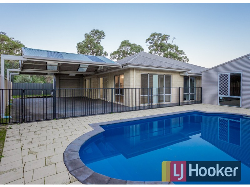 152 Hornibrook Road, Dalyellup WA 6230