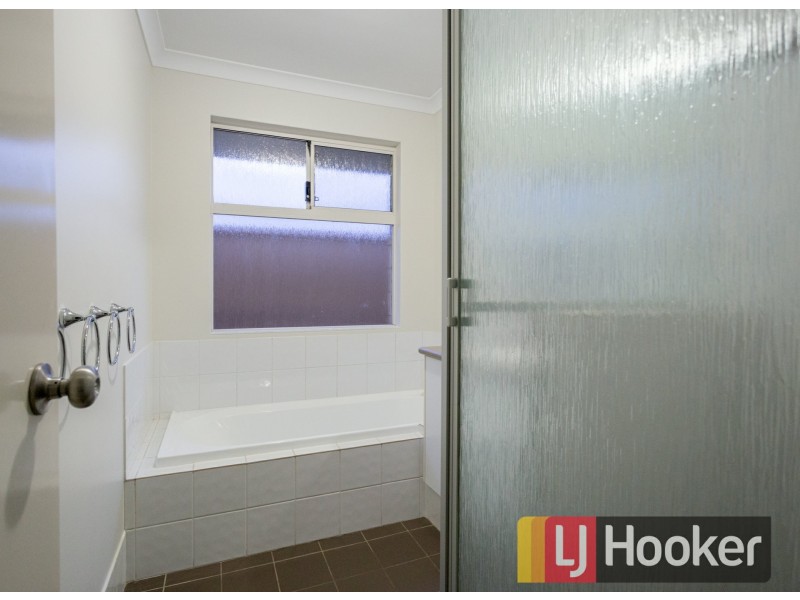 152 Hornibrook Road, Dalyellup WA 6230