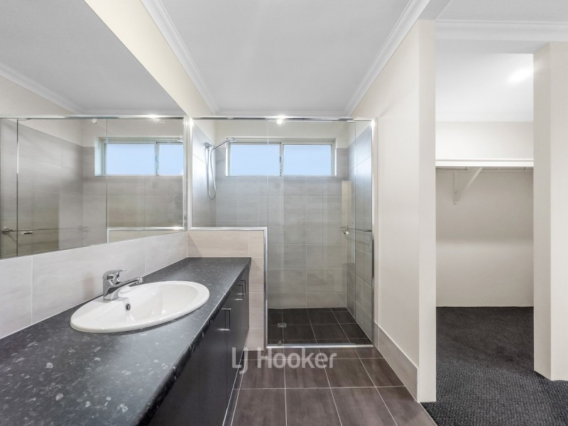 4 Willcock Loop, Dalyellup WA 6230