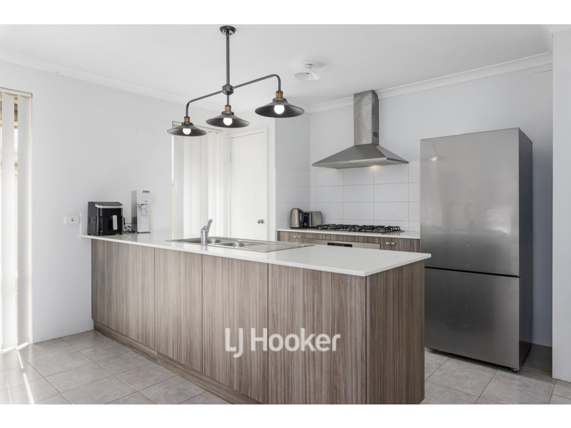 25 Reeves Approach, Dalyellup WA 6230