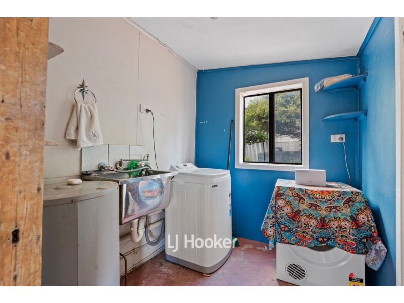 35 Coombes Street, Collie WA 6225