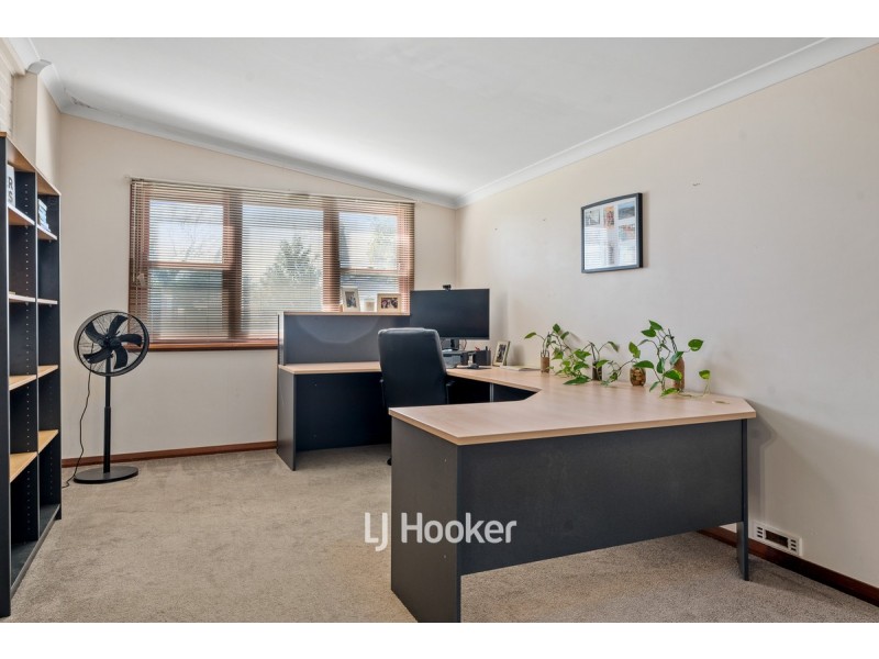 1A Queensbury Street, Carey Park WA 6230