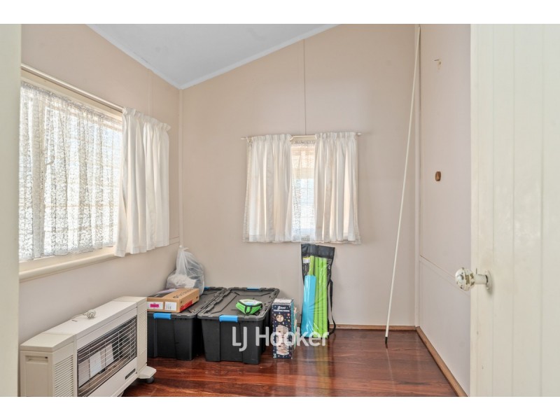 1A Queensbury Street, Carey Park WA 6230