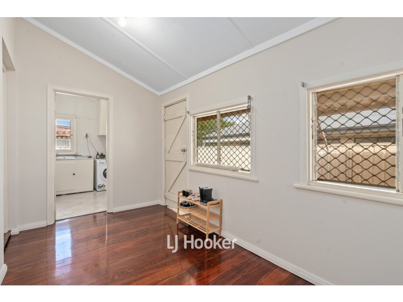 1A Queensbury Street, Carey Park WA 6230