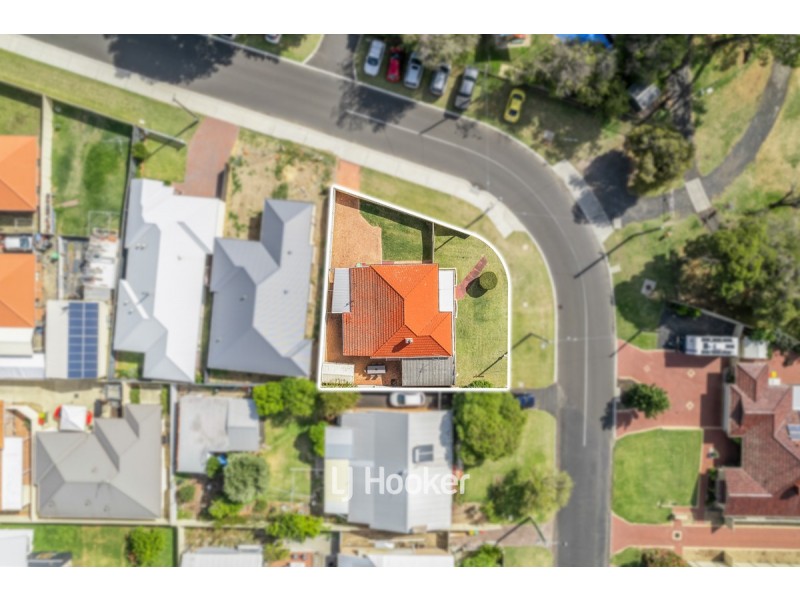 1A Queensbury Street, Carey Park WA 6230