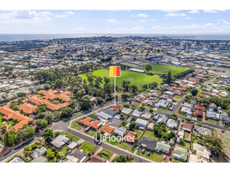 1A Queensbury Street, Carey Park WA 6230