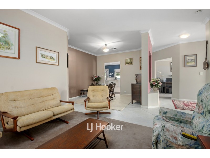 1 Hadfield Avenue, West Busselton WA 6280