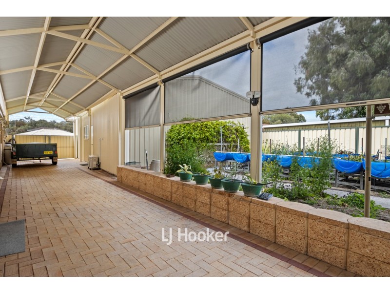 1 Hadfield Avenue, West Busselton WA 6280