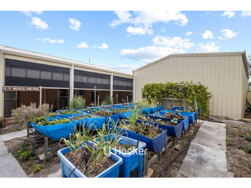 1 Hadfield Avenue, West Busselton WA 6280