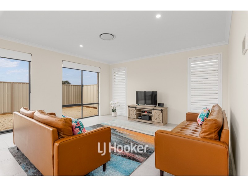 9 Indus Way, Australind WA 6233