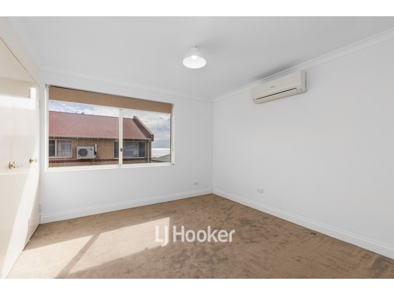 1/127 Ocean Drive, Bunbury WA 6230