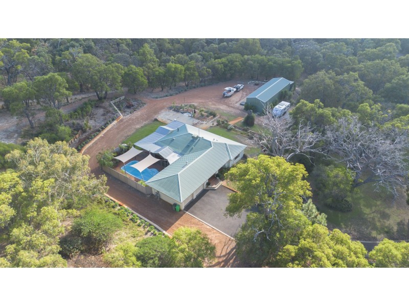 24 Australind Road, Leschenault WA 6233