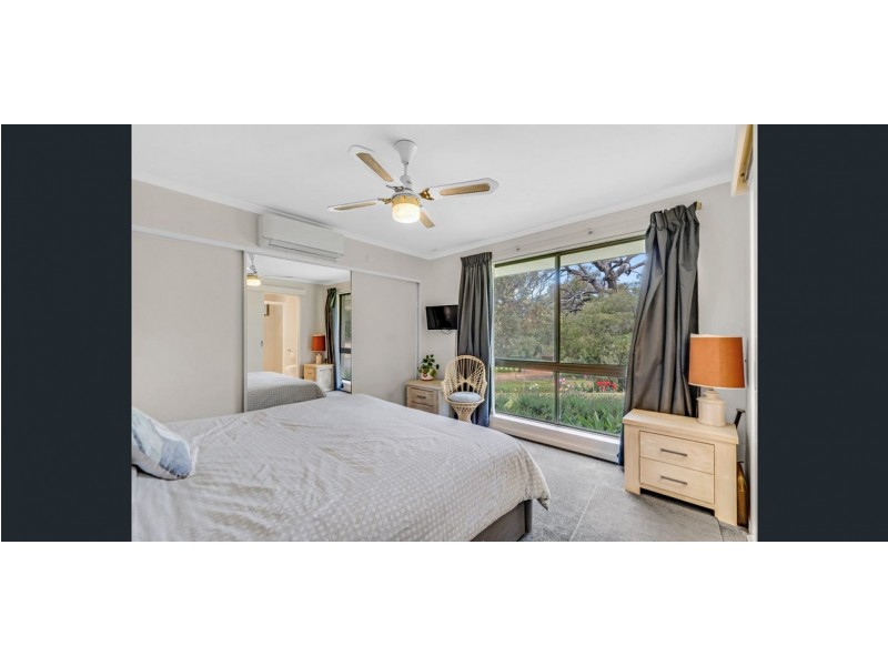 24 Australind Road, Leschenault WA 6233