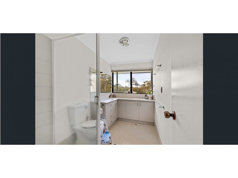 24 Australind Road, Leschenault WA 6233