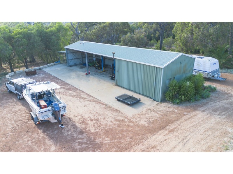 24 Australind Road, Leschenault WA 6233