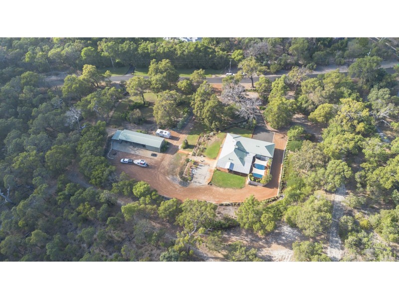 24 Australind Road, Leschenault WA 6233