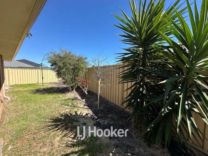 24 Carlingford Court, Australind WA 6233