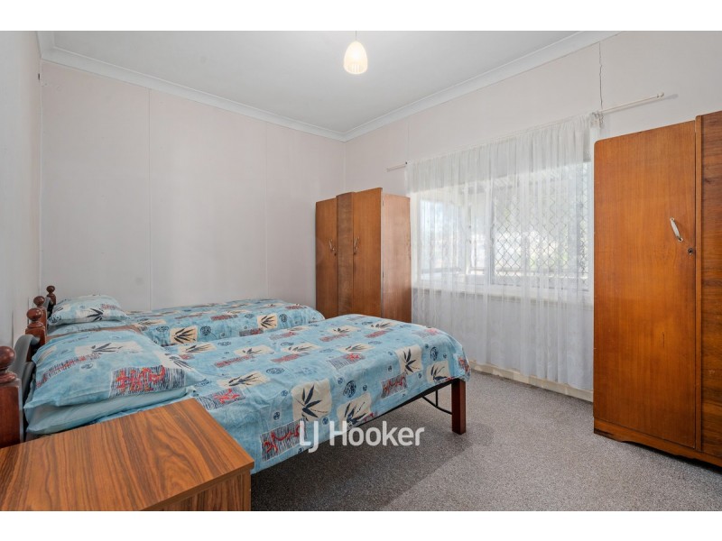 24 Moore Street, Collie WA 6225