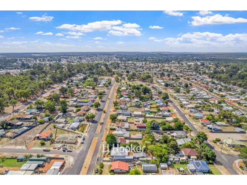 24 Moore Street, Collie WA 6225