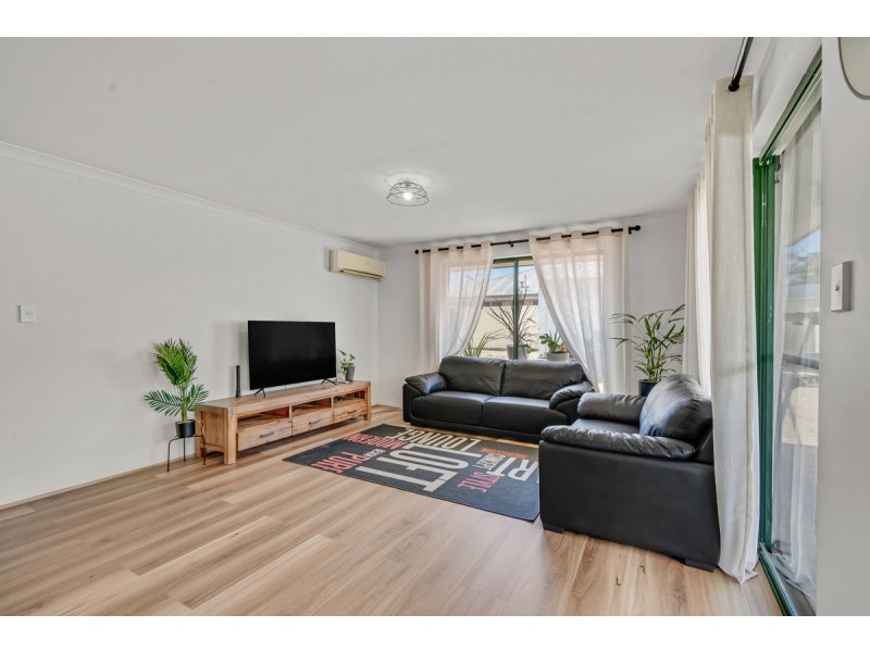 6 Kearney Way, Usher WA 6230