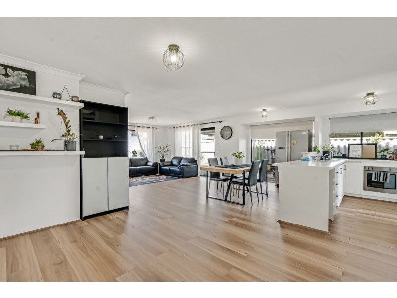 6 Kearney Way, Usher WA 6230