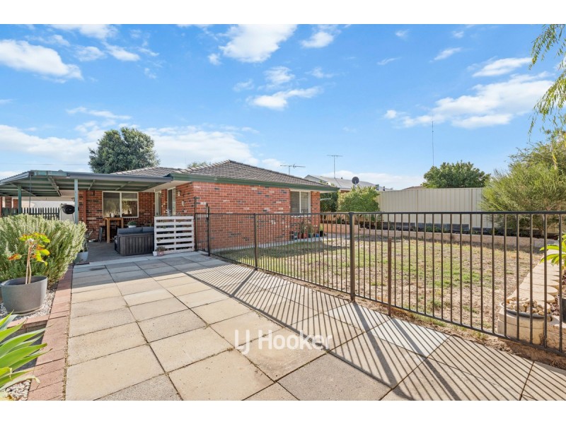 7 Lofthouse Avenue, Eaton WA 6232