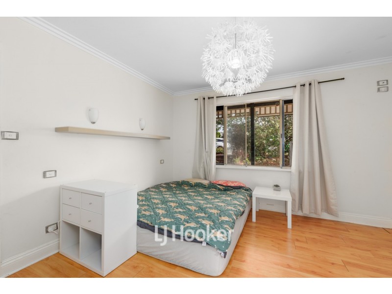 31 Slee Place, Withers WA 6230