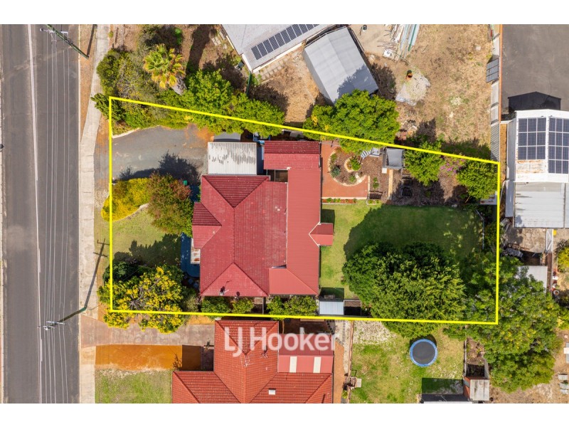 3 Saunders Street, Collie WA 6225