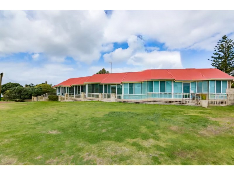 2/1 Beach Road, South Bunbury WA 6230