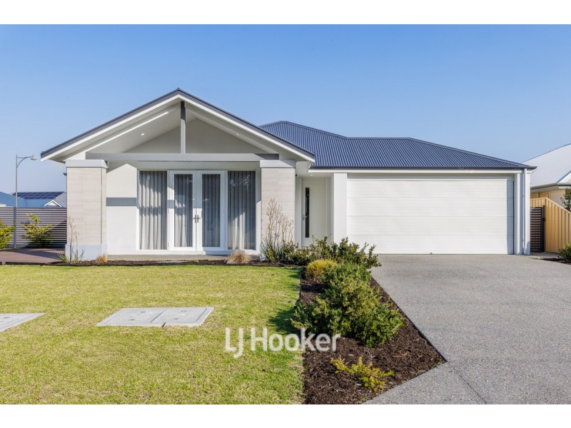 43 Hazelgrove Crescent, Millbridge WA 6232