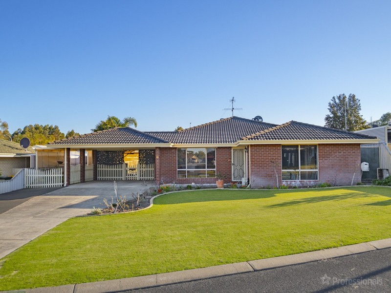 21 Kittyhawk Grove, Geographe WA 6280