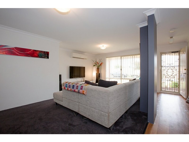 1 Holroyd Gardens, Millbridge WA 6232