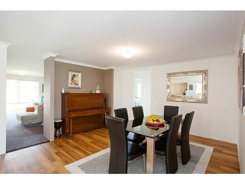 1 Holroyd Gardens, Millbridge WA 6232