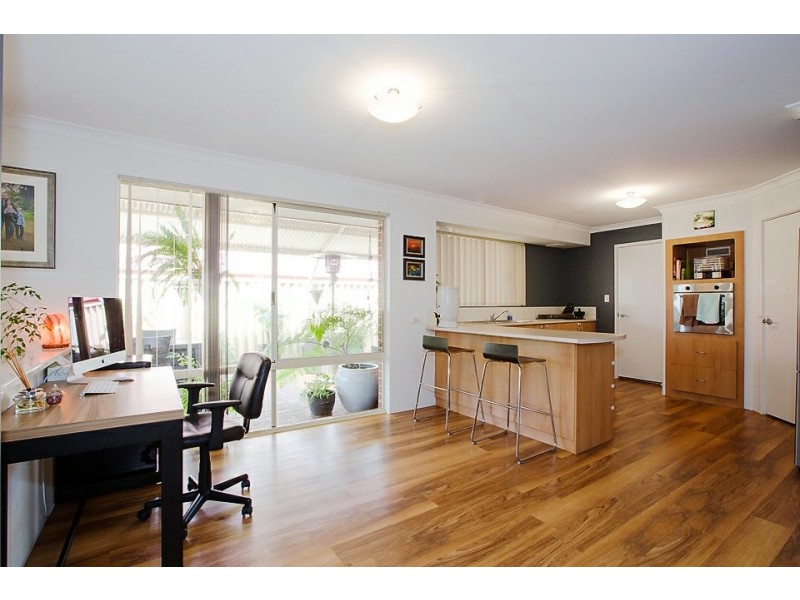 1 Holroyd Gardens, Millbridge WA 6232