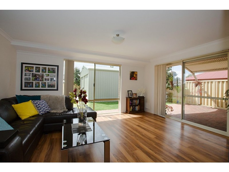 1 Holroyd Gardens, Millbridge WA 6232