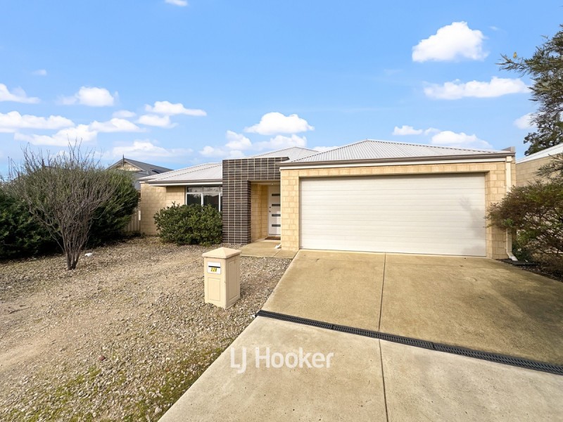 22B Claymore Loop, Dalyellup WA 6230
