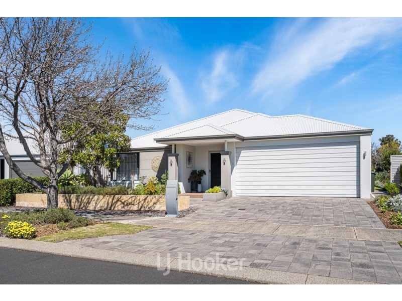 24 Almond Parkway, Yalyalup WA 6280