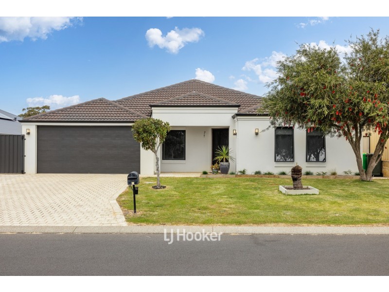 10 Robinhood Road, Dalyellup WA 6230